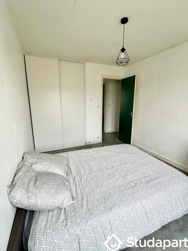 Chambre - 12 m² - 1 pièce