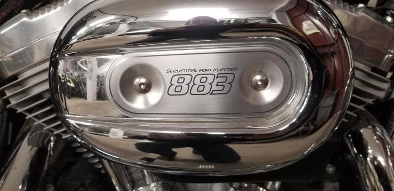 Harley Davidson Superlow 883 harley davidson blanc 0883 Super Low 670