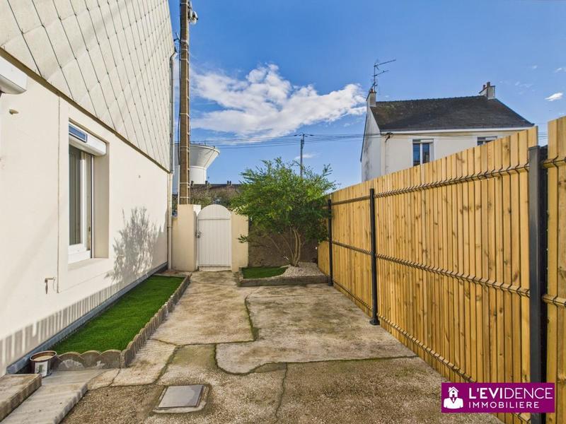 Maison - 150 m² - 9 pièces