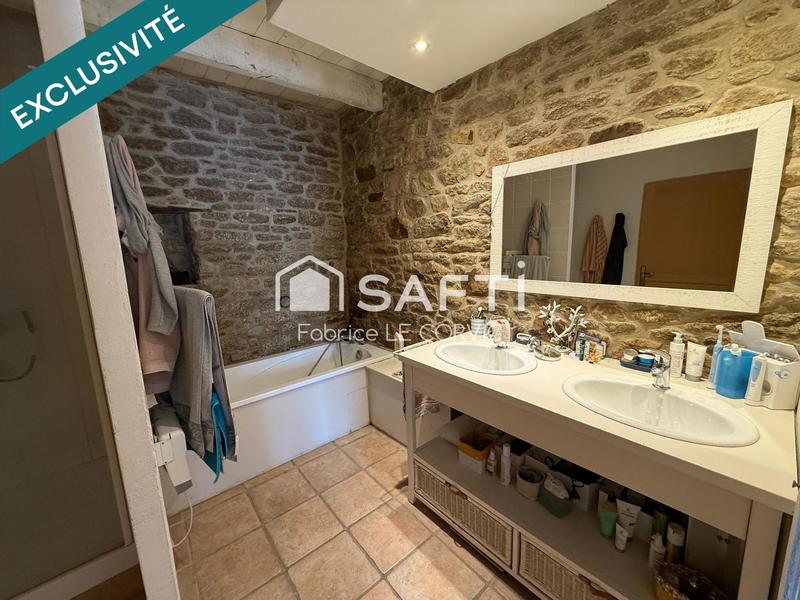 Maison - 138 m² - 8 pièces