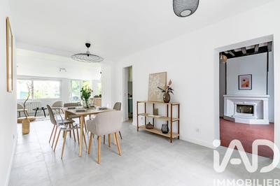 Maison - 155 m² - 8 pièces