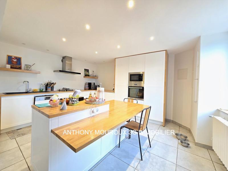 Maison de village - 159 m² - 5 pièces