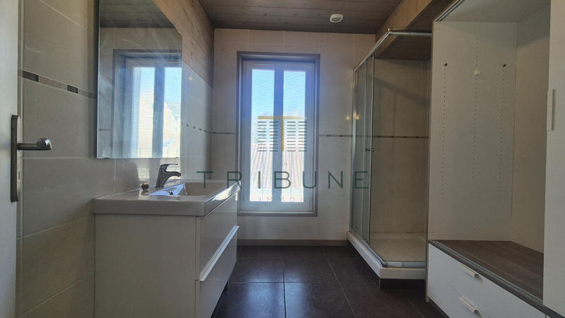 Appartement - 120 m² - 5 pièces