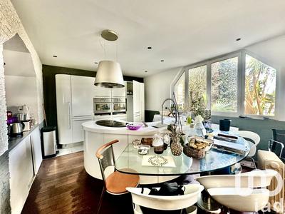 Appartement - 126 m² - 3 pièces