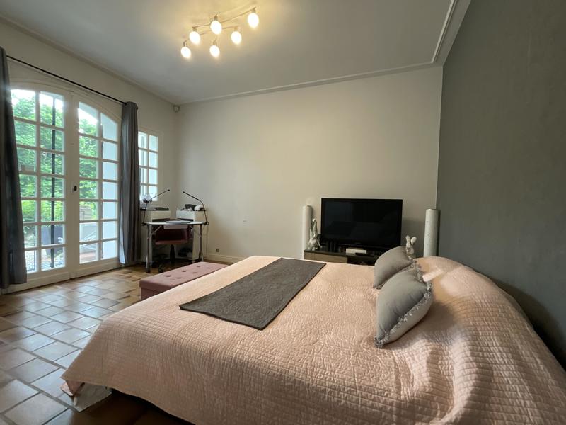 Maison - 185 m² - 6 pièces