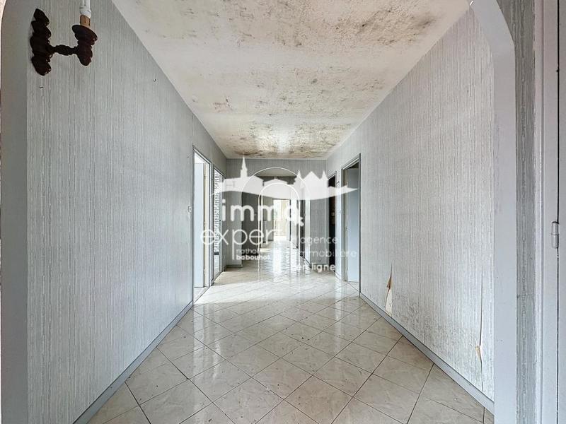 Local d'activité / Entrepôt - 694 m² - 5 pièces