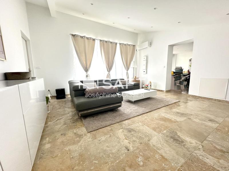 Maison - 98 m² - 4 pièces