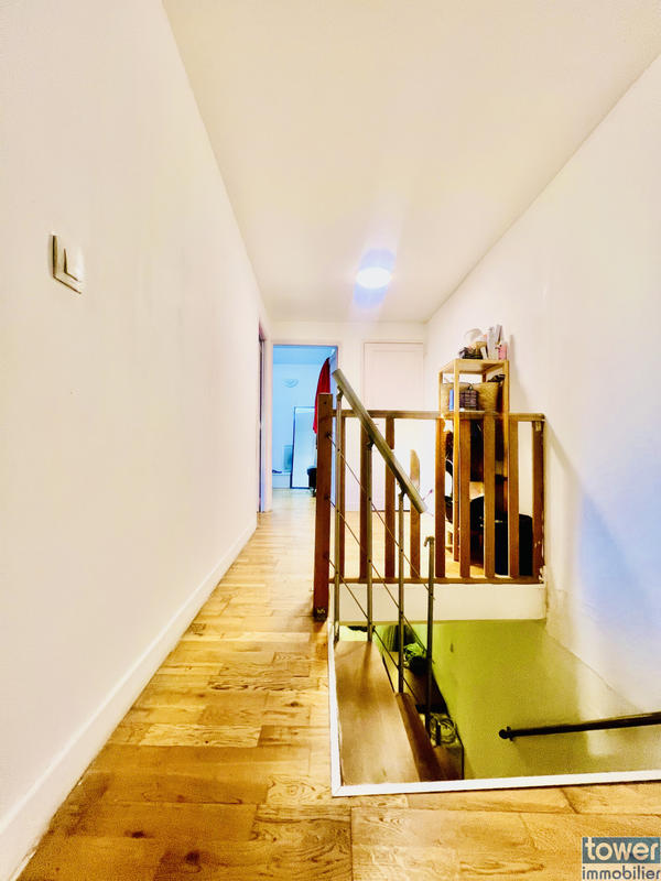 Maison - 199 m² - 10 pièces