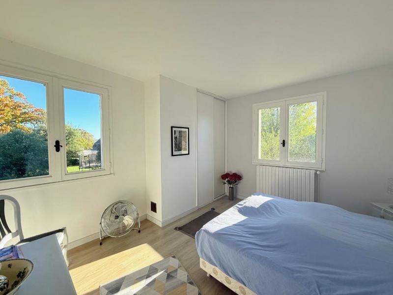 Maison - 160 m² - 8 pièces