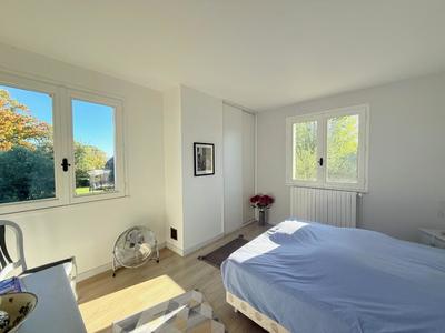 Maison - 160 m² - 8 pièces