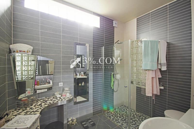 Pavillon - 173 m² - 7 pièces