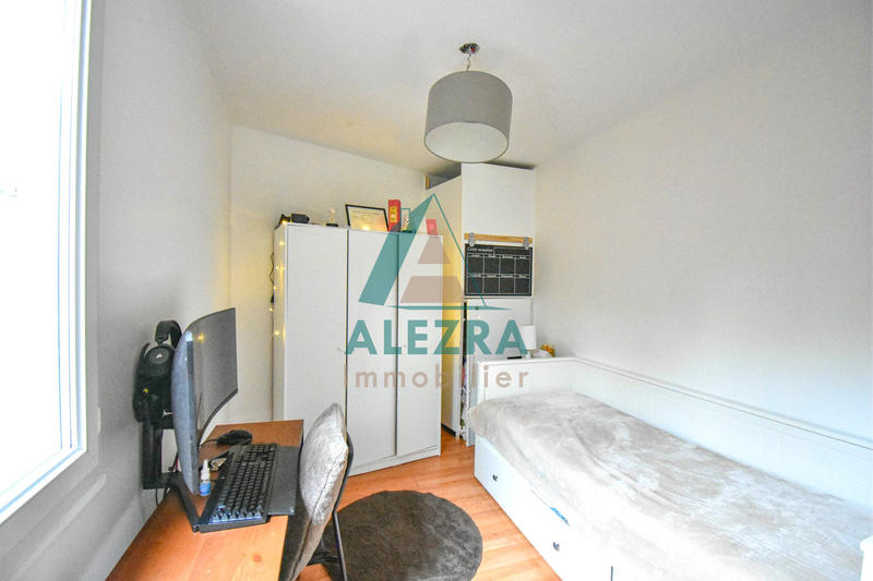 Appartement - 80 m² - 4 pièces