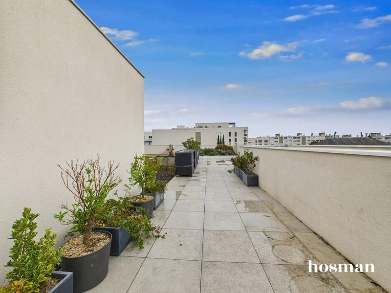 Appartement - 100 m² - 3 pièces