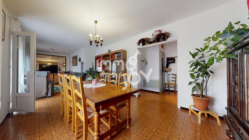 Maison - 135 m² - 6 pièces