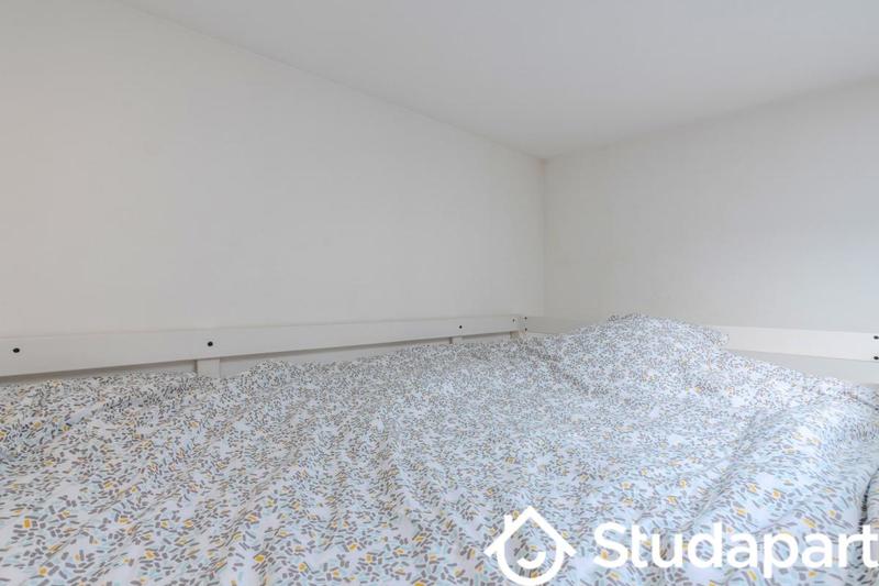 Chambre - 11 m² - 1 pièce