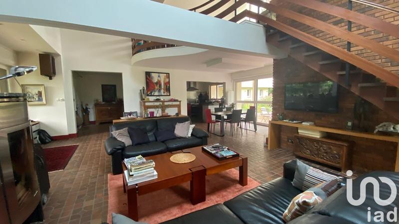 Maison de maîtres - 217 m² - 8 pièces