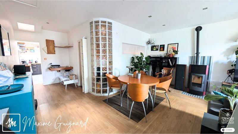 Maison traditionnelle - 105 m² - 6 pièces