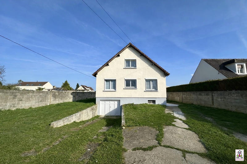 Maison - 140 m² - 6 pièces