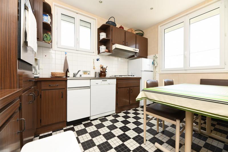 Maison - 95 m² - 5 pièces