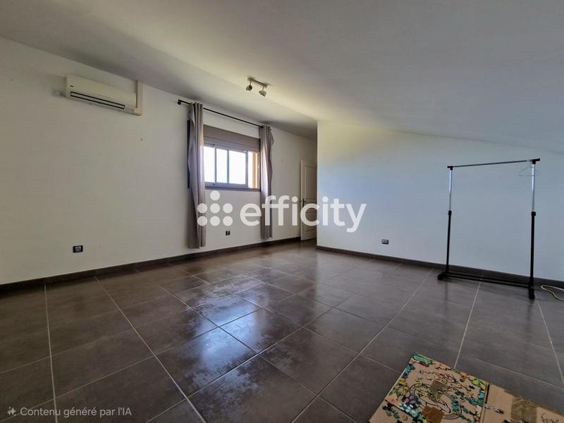 Maison - 163 m² - 5 pièces