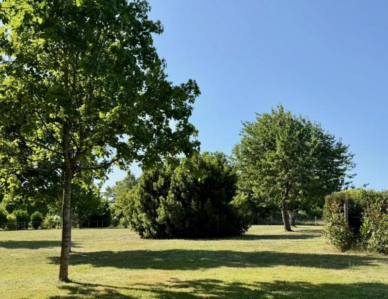 Maison - 214 m² - 8 pièces