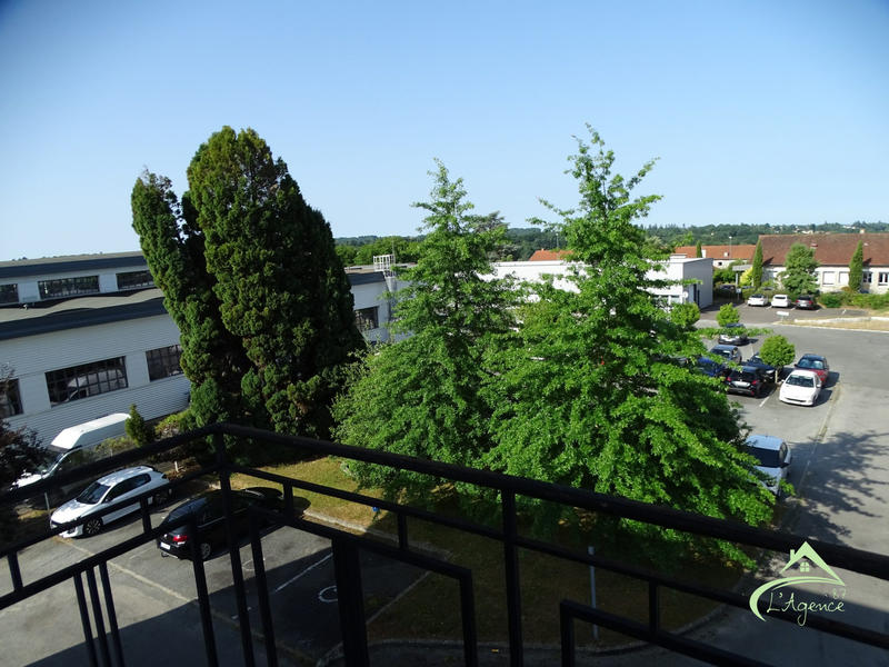 Bureau - 73 m² - 4 pièces