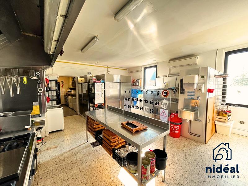 Fonds de commerce - Hôtellerie / Restauration - 288 m²
