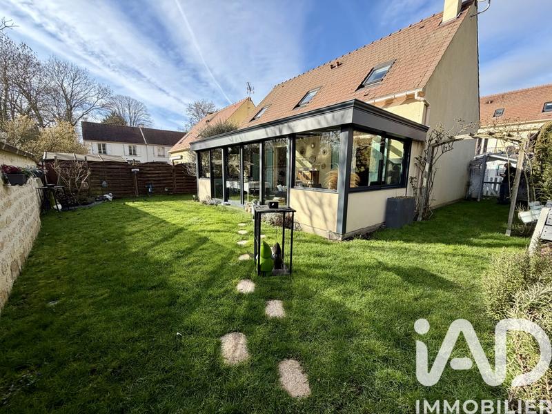 Maison - 120 m² - 6 pièces