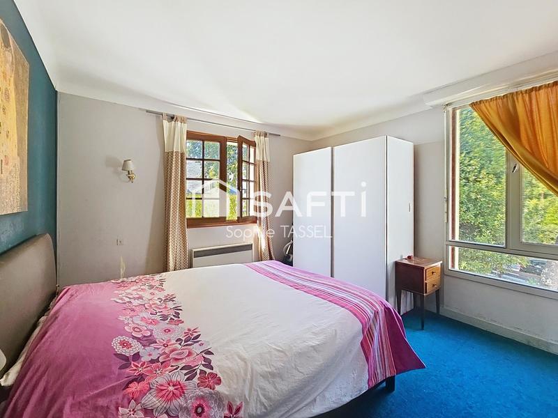 Maison - 167 m² - 8 pièces