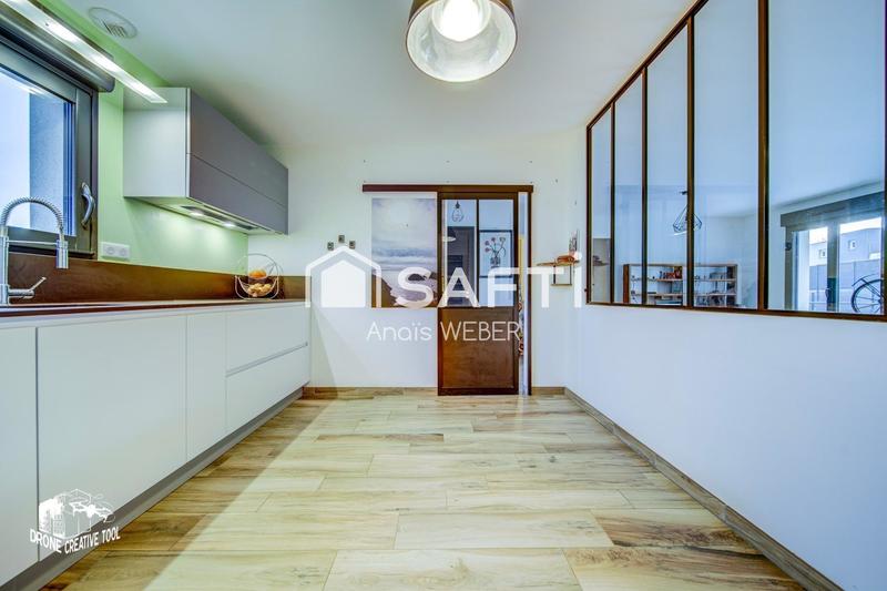 Maison - 98 m² - 4 pièces