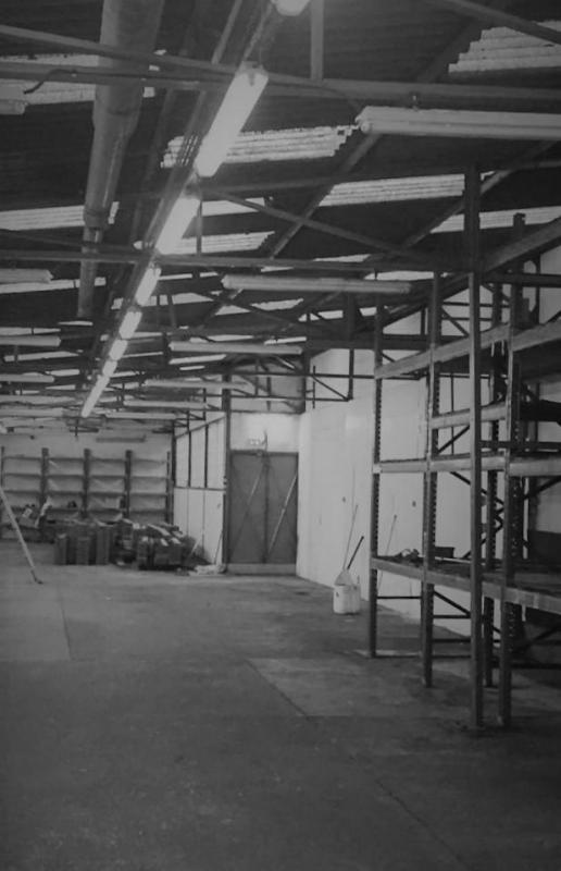 Local commercial - 730 m²