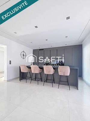 Maison - 180 m² - 7 pièces