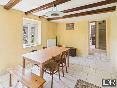 Maison - 135 m² - 6 pièces