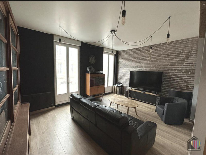 Appartement - 126 m² - 6 pièces