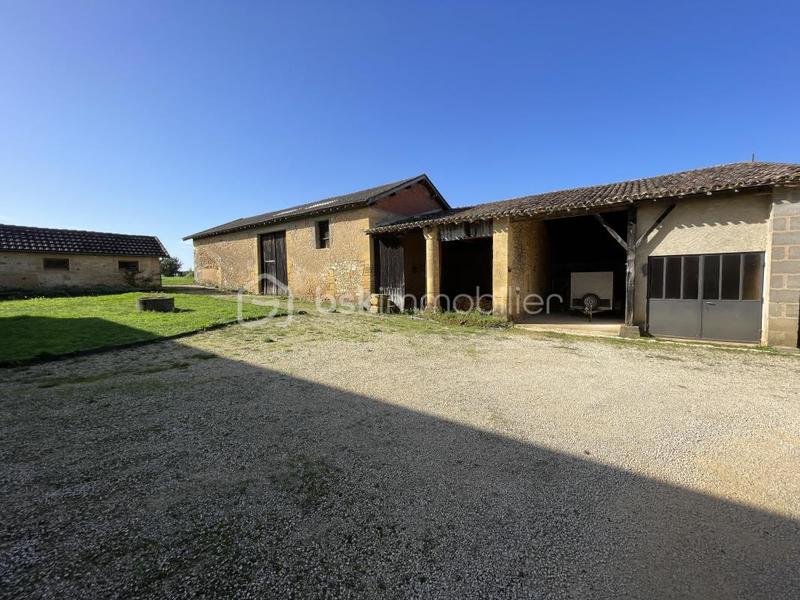 Propriété - 219 m² - 7 pièces