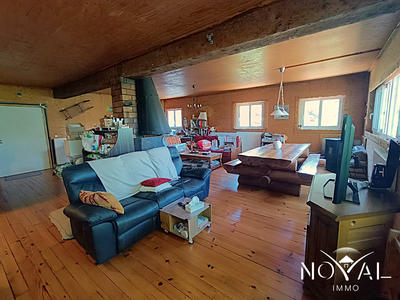 Maison - 240 m² - 5 pièces