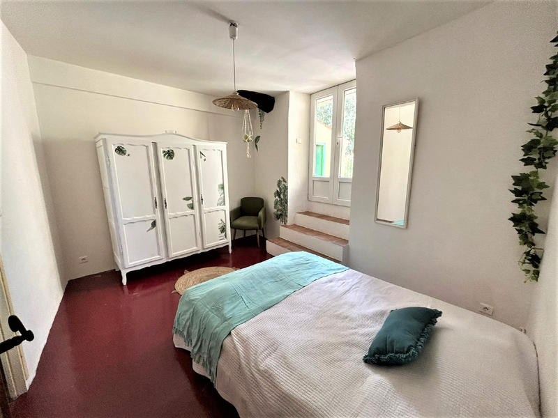 Maison - 195 m² - 8 pièces