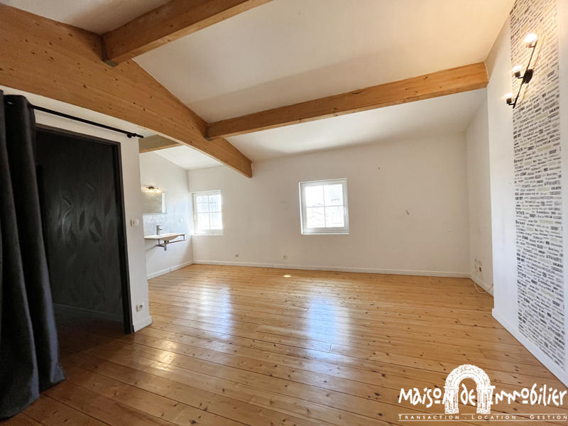 Maison - 200 m² - 6 pièces