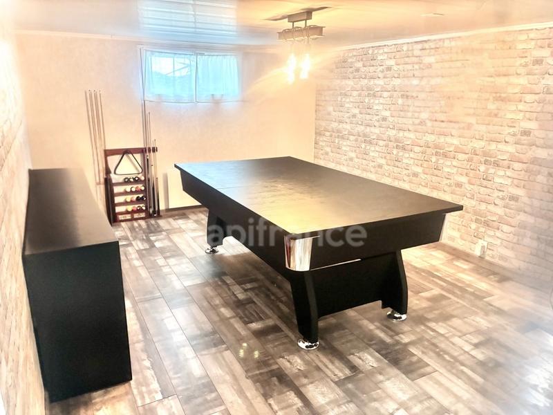 Maison - 167 m² - 7 pièces