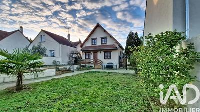 Maison - 81 m² - 5 pièces