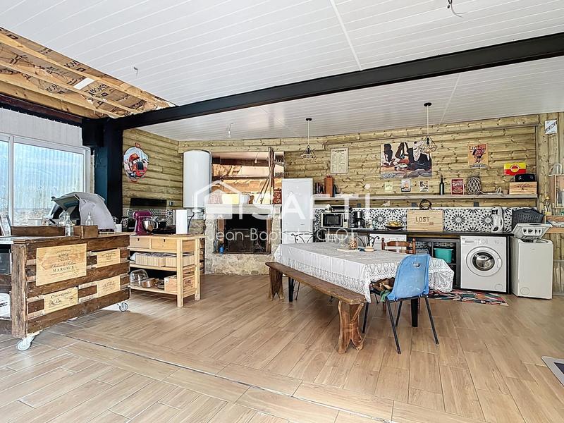 Maison - 270 m² - 7 pièces