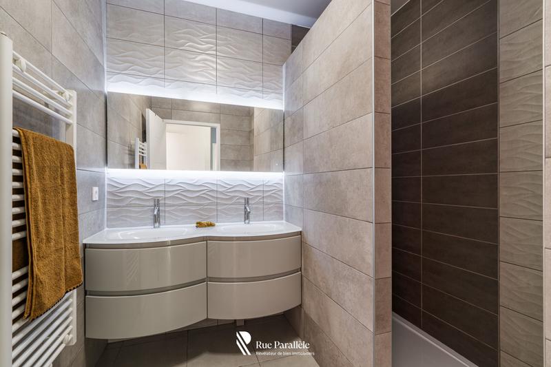 Appartement - 82 m² - 4 pièces