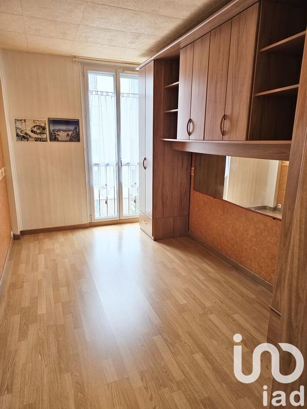 Appartement - 80 m² - 5 pièces