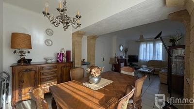 Maison - 120 m² - 6 pièces