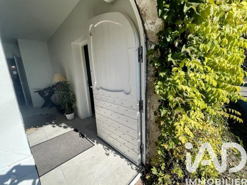 Maison - 368 m² - 10 pièces