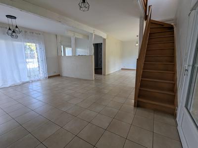 Maison - 120 m² - 6 pièces