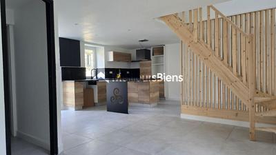 Maison - 80 m² - 5 pièces