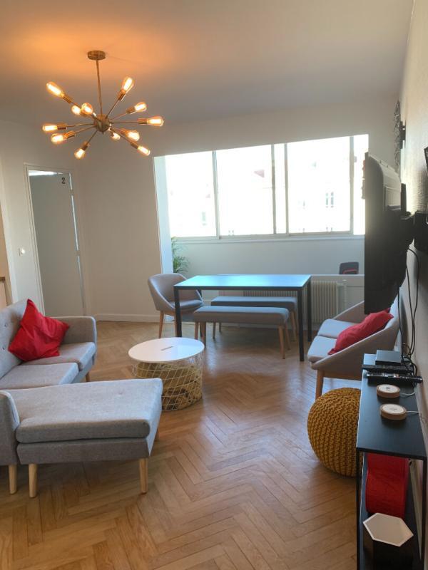 Appartement - 93 m² - 6 pièces