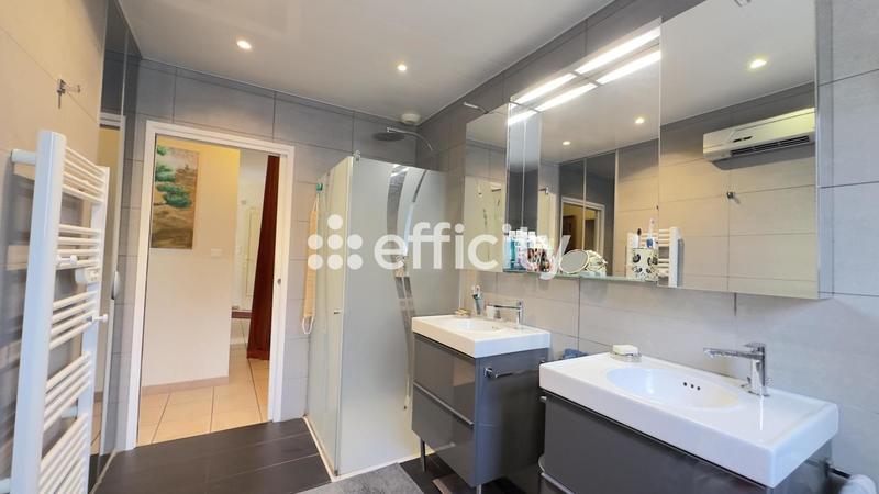 Villa - 144 m² - 5 pièces