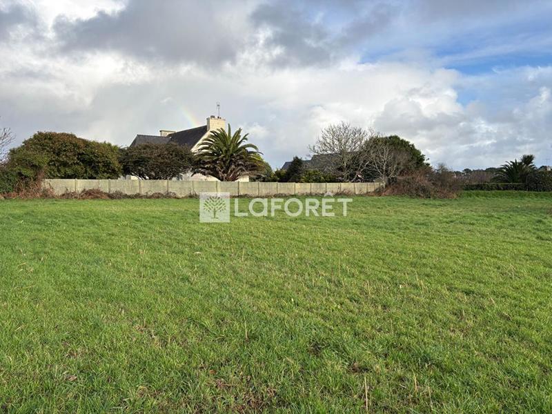 Terrain constructible - 2 020 m²